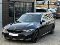BMW 3 Serie Touring 320d xDrive M-SPORT ** LED, NAVI+, LEDER, PANORAMA, H&K, HuD, TREKH, 19-inch LMV