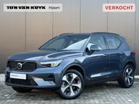 Volvo XC40 2.0 B4 Plus Dark Adaptieve Cruise Control / BLIS / Eekr. stoelverstelling / Stoel-,stuur-