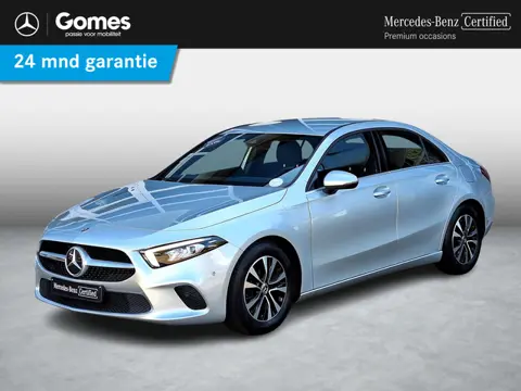 Mercedes-Benz A-klasse 180 Business Solution | Achteruitrijcamera | Stoelverwarming | Widescreen | S