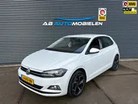 Volkswagen Polo 1.0 TSI Comfortline NAVI / PDC/ CARPLAY