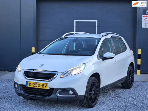 Peugeot 2008 1.2 VTi Active Pack Premium