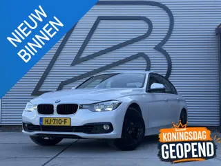 BMW 3-serie 318i Essential Navi|Clima|Cruise|PDC|Dealer Onderhouden|LM Velgen|N.A.P|APK tot 08-2026