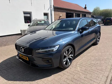 VOLVO V60 B3 R-Design Schuifdak H&K Pilot Assist