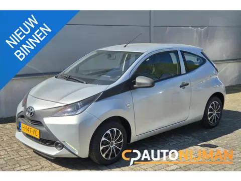 Toyota Aygo 1.0 VVT-i x-now /Airco