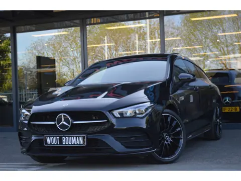 Mercedes-Benz CLA-Klasse Shooting Brake 250 e AMG Led Panorama Widescreen Sfeer Camera Trekh Augment