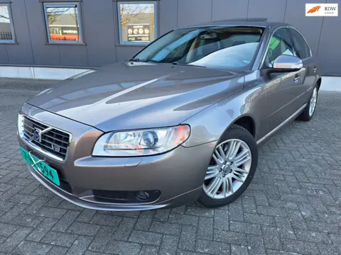 Volvo S80 4.4 AWD Summum, TOP STAAT en uitvoering!! netto € 14.900, bijtelvriendelijk!