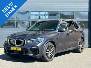 BMW X5 XDRIVE40I HIGH EXECUTIVE I M-SPORT I SCHUIF/KANTELDAK I STANDKACHEL I LUCHTVERING I 360° CAME