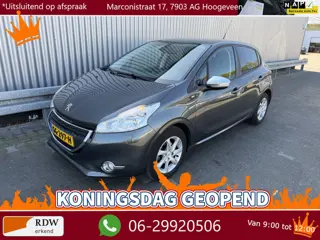 Peugeot 208 1.2 PureTech Style Pack Navi, LM, Cruise, PDC --Inruil Mogelijk--