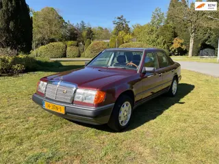 Mercedes-Benz 200-500 (W124) 300 E