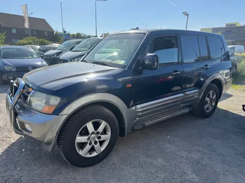 Mitsubishi Pajero 3.2 Di-D GLS LB Side Window 4x4 4WD Airco