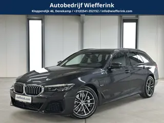 BMW 5 Serie Touring 530e xDrive 292pk M-Sport | Elek. Trekhaak | H&K Sound | ACC | Park-Assist