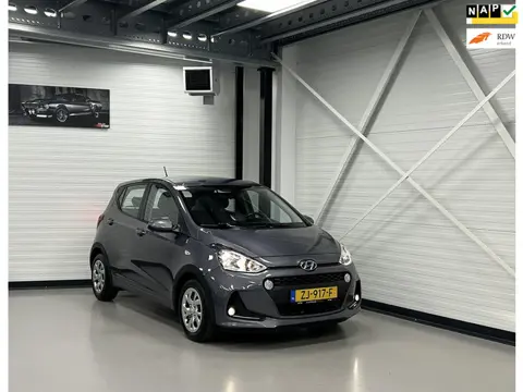 Hyundai I10 1.0i Comfort Plus Parkeersensoren/CruiseC/MultiMedia/ Bluetooth/ Elektrisch-pakket/Alarm