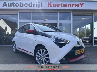 Toyota Aygo 1.0 VVT-i x-joy automaat/carplay met camera/navi/auto airco/top occasion