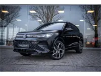 Volkswagen Tiguan eHybrid R-Line Edition ** Panodak ** Trekhaak ** Leder ** Memory Harman/Kardon ** 