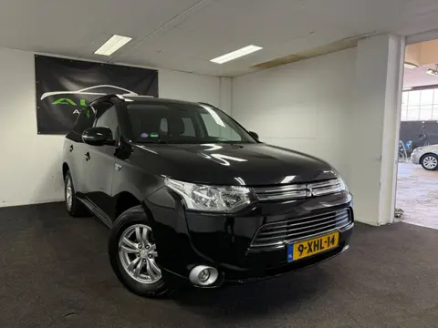 Mitsubishi Outlander 2.0 PHEV Business Edition - Plug-inHybrid - Airco - Camera -APK 2027