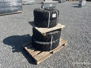 QUANTITY of (4) Tyres W/Rims