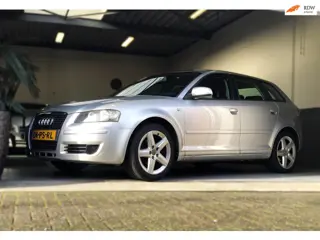 Audi A3 Sportback 1.6 FSI/CRUISE/CLimate/Trekhaak