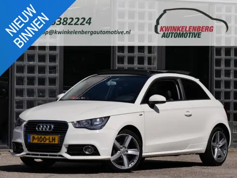 Audi A1 1.2TFSI AMBITION/ PANORAMADAK/ PDC ACHTER/ 17INCH VELGEN