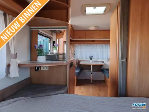 Chateau Caratt Nice 430 Dwarsbed Zit Toilet Tent