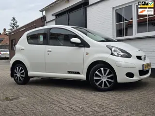 Toyota Aygo 1.0-12V Comfort Navigatie | 2012 | AIrco | 5-Deurs | NAP | APK 03-2027