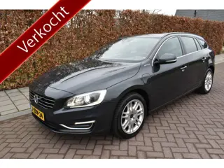 Volvo V60 2.4 D6 AWD 280PK Plug-In Hybrid R-Design FULL OPTION