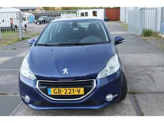 Peugeot 208 1.6 BlueHDi Blue Lease Executive