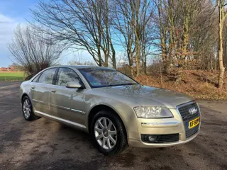 Audi A8 4.2 V8 quattro Pro Line | APK 11-2026