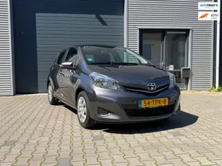 Toyota Yaris 1.3 VVT-i Aspiration |1e eigenaar|Dealer onderhouder|Lage KM stand|6 maanden garantie|