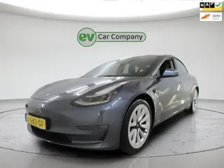Tesla Model 3 Long Range AWD 75 kWh | SOH 87% | Facelift | 19 Inch | Warmtepomp | Autopilot | 1e Eig