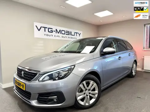 Peugeot 308 SW 1.2 PureTech Blue Lease Executive Navi|Pano|PDC V/A|ElektrischPakket|APK 11-2026