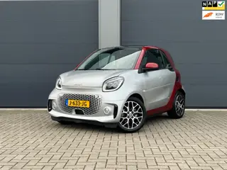 Smart Fortwo EQ Comfort PLUS 18 kWh|Elektrisch, stijlvol en bijna nieuw!
