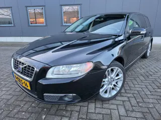 Volvo V70 2.4 D5 AWD Kinetic