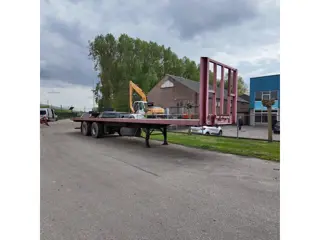 Burg 2 as platte trailer met stuuras
