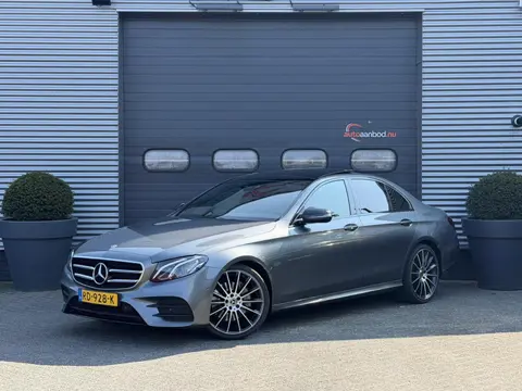 Mercedes-Benz E-klasse 200 d AMG | Panoramadak | Camera | Widescreen | Sfeerverlichting | Burmester 