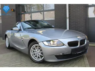 BMW Z4 Roadster 2.0i  150PK ZEER NETTE AUTO! LIEFHEBBER!
