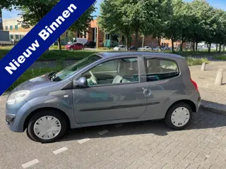 Renault Twingo 1.2-16V 75 Expression | ISOFIX | AIRCO | NW KOPPELING (2025) EL.RAMEN + EL.SPIEGELS |