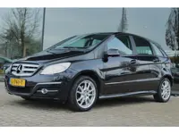 MERCEDES-BENZ B-KLASSE 200 AUT. | TREKHAAK | AIRCO | CRUISE | STOELVERW.