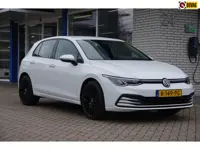 Volkswagen Golf 1.0 TSI Navigatie PDC Carplay Lane-assist 19inch