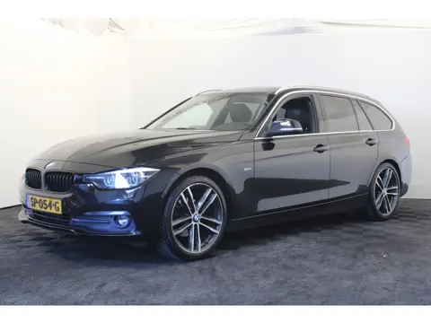 BMW 3 Serie Touring 320d EDE Saphir Edition |Navi|Leder|Camera|