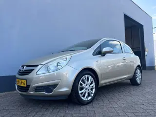 Opel Corsa 1.2-16V Edition - Airco - LMV - Carplay