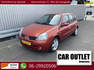 Renault Clio 1.2-16V Community met Airconditioning, LM & nw. APK – Inruil Mogelijk –