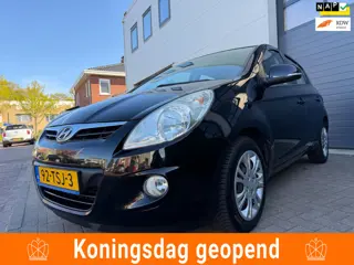 Hyundai I20 1.2i Plus/1eigenaar/Goed-onderhouden/Aux/Climate-c/Cruise-c/Elek-ramen