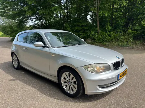 BMW 1-serie 118i Business Line | Clima | APK 05-2027!