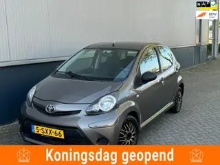 Toyota Aygo 1.0 VVT-i Now carplay airco nieuwe apk NAP
