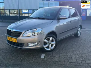 Skoda Fabia 1.2 TSI / Nieuwe ketting / Trekhaak / Airco / Cruise