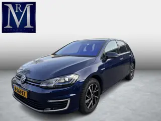 Volkswagen e-Golf e-Golf SOH 90% | WARMTEPOMP | CAMERA | VIRTUAL DASH | DODE HOEK | CARPLAY | STOELV