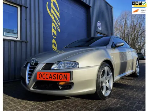 Alfa Romeo GT UNIEK 67.000KM NEDERLANDSE AUTO