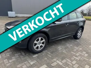 Volvo XC60 2.0 D4 FWD Summum Leer StoelV cruiseC Navi