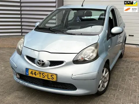 Toyota Aygo 1.0-12V +