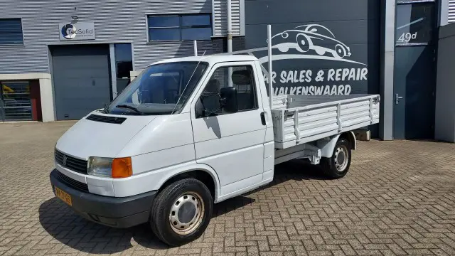 VOLKSWAGEN TRANSPORTER 2.4D Pick Upmet APK tot aprl 2027 / 181.000 km / BTW-Auto